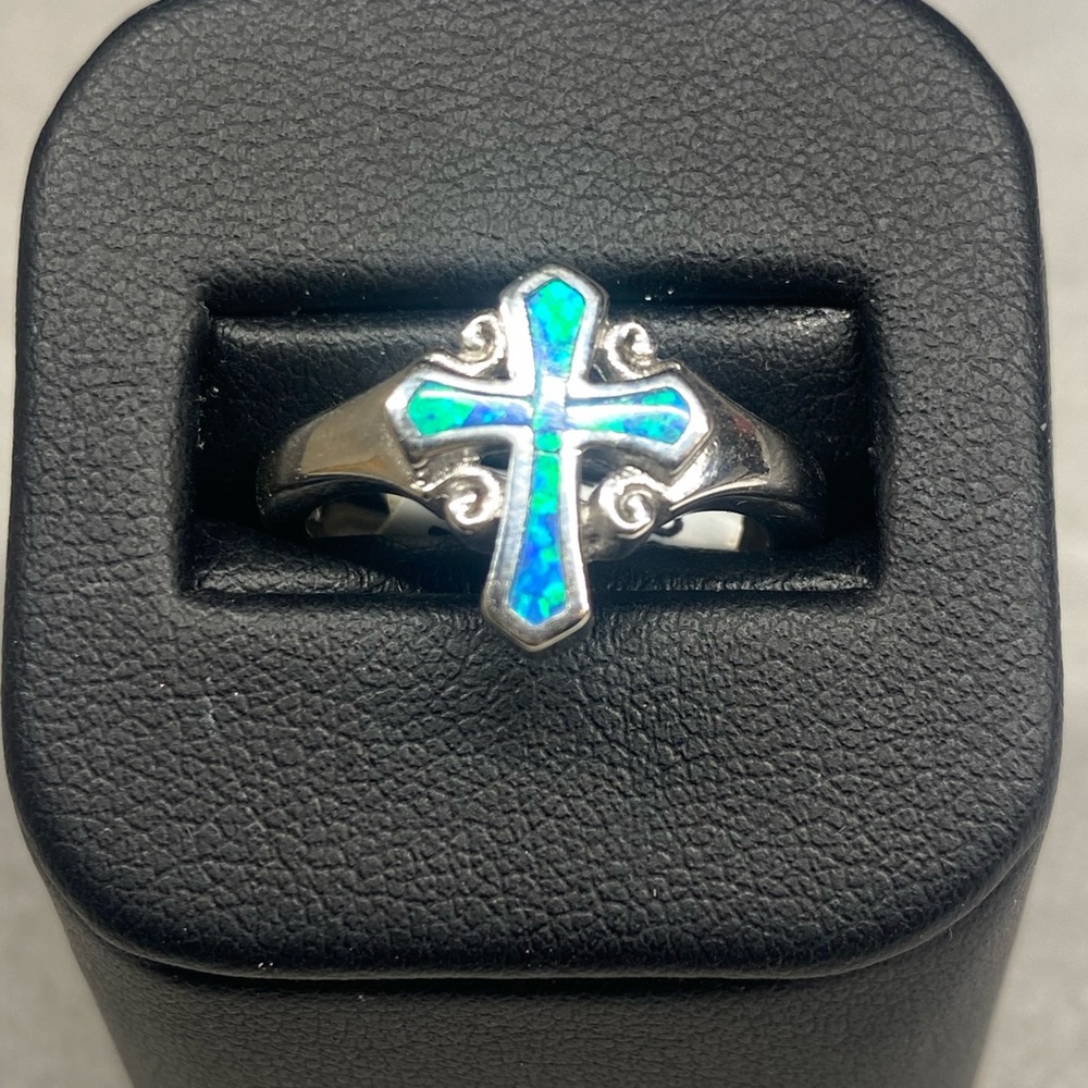 Sterling Silver Opalescence Cross Ring sizes 7,8,9,10